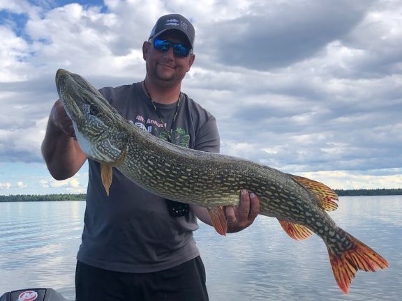 Fishing | Northern Pike, Walleye, Boat Rental | Amisk Lake, Saskatchewan